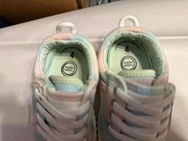 Size 4 Wonder Nation Shoes photo 4