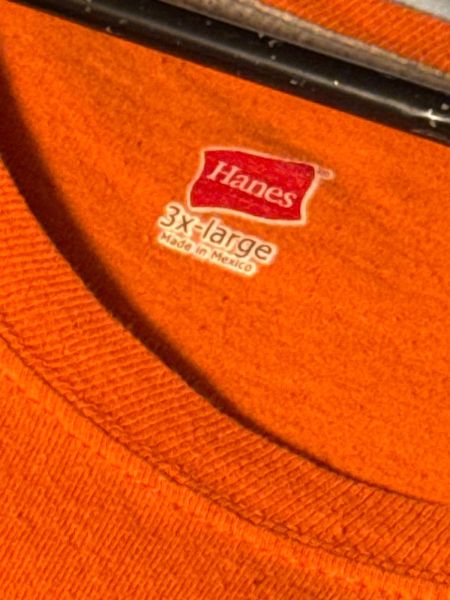 Hanes 3XL Shirt photo 2