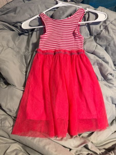 Girls Dress size 5 photo 2